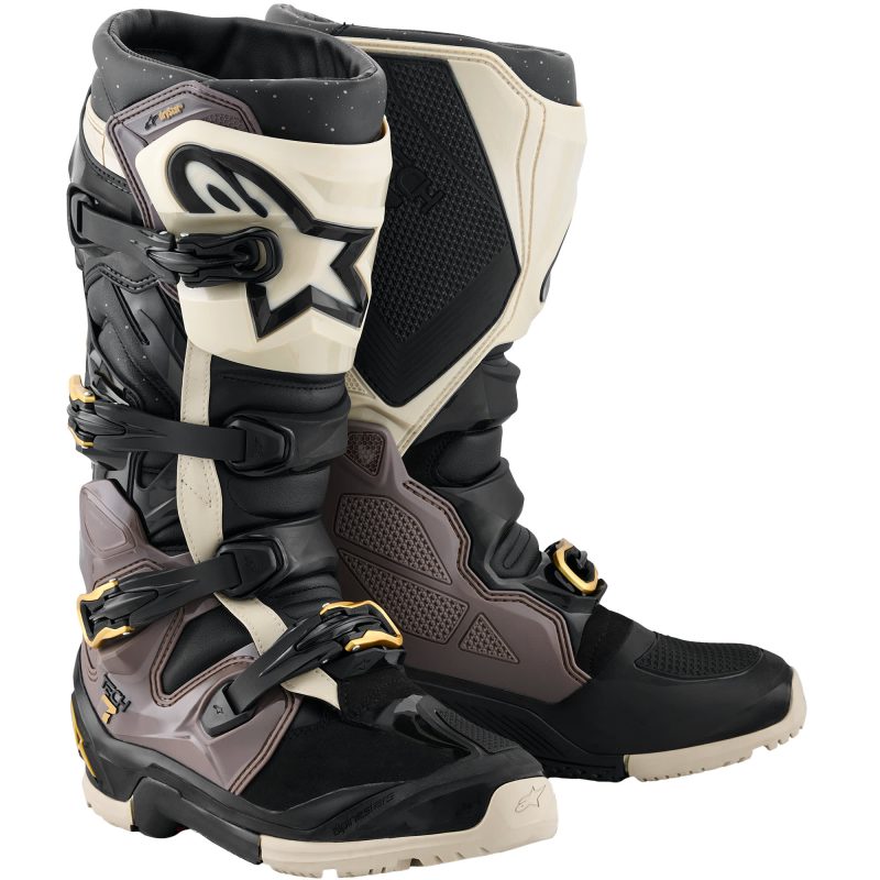 Alpinestars Tech 7 Enduro Drystar Boots - Black / Dark Grey / Gold